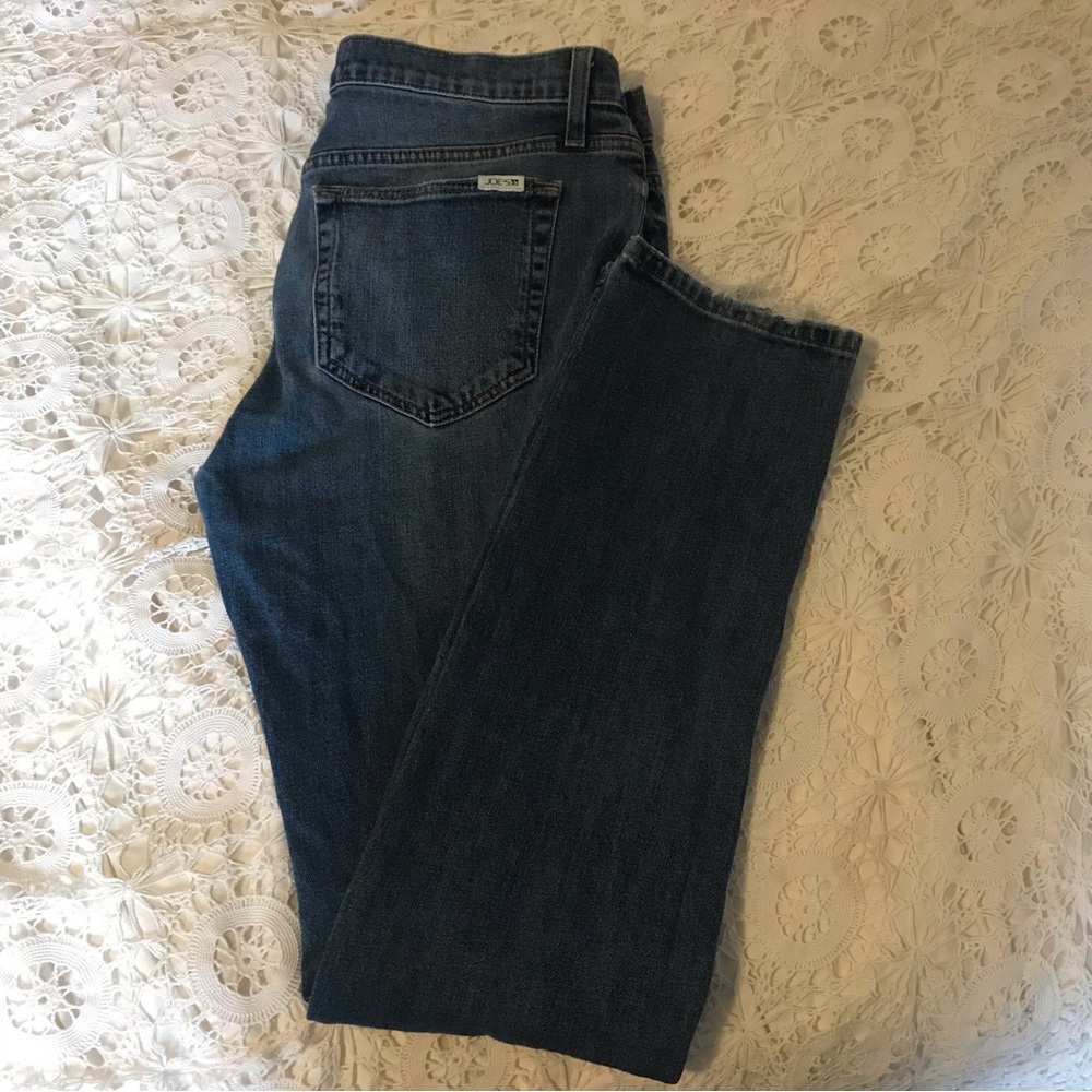 Joe’s Straight Leg Medium Fade Jeans - Size 32